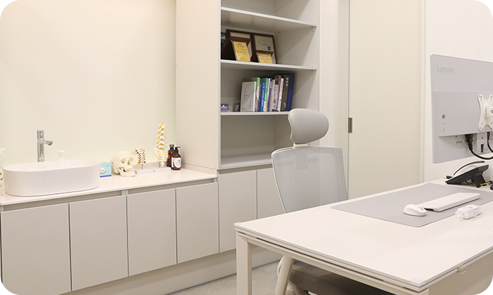 삼성베스트신경외과 진료실